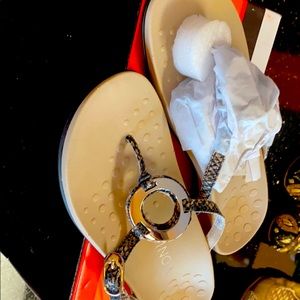 Bionic women’s sandal